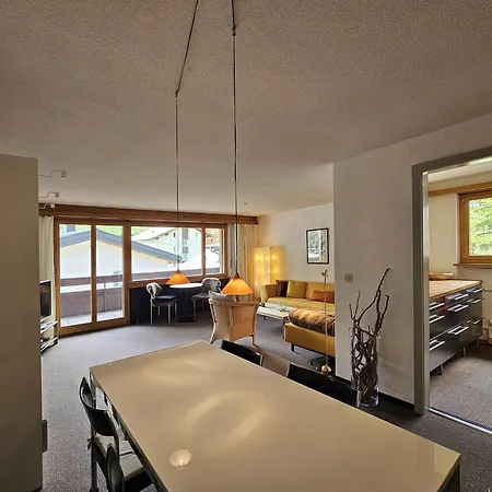 Apartment Cresta 3rd Floor *